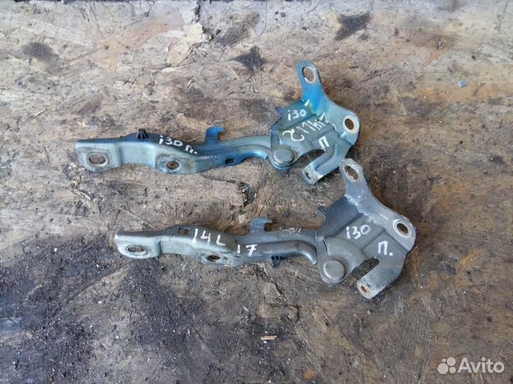 Петля капота Hyundai i30 2007-2012