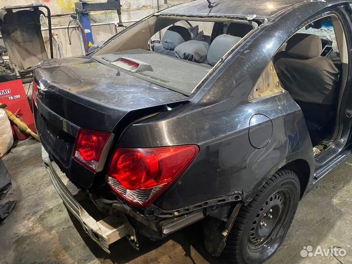 Chevrolet Cruze 2010 в разбор