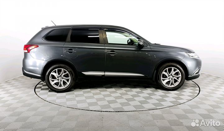 Mitsubishi Outlander 2.0 CVT, 2016, 136 093 км