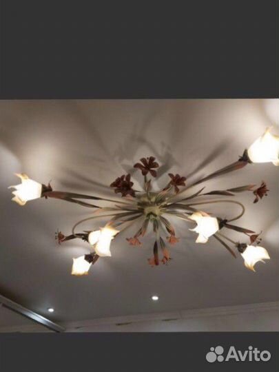 Люстра потолочная с лилиями, цветами
