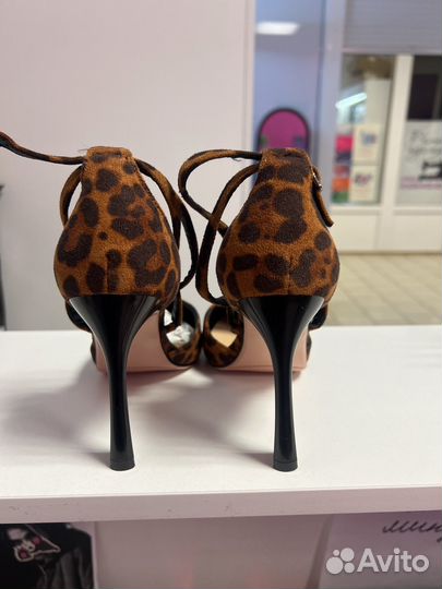 Туфли женские 35 размер леопардовые