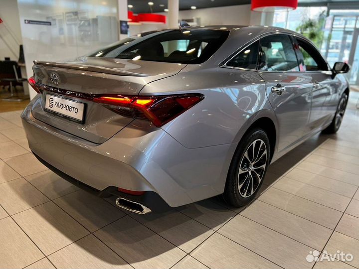 Toyota Avalon 2.5 AT, 2022