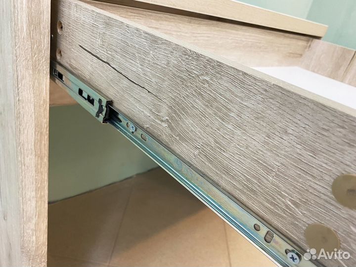 Туалетный стол