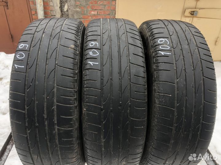 Bridgestone Dueler H/P 215/65 R16