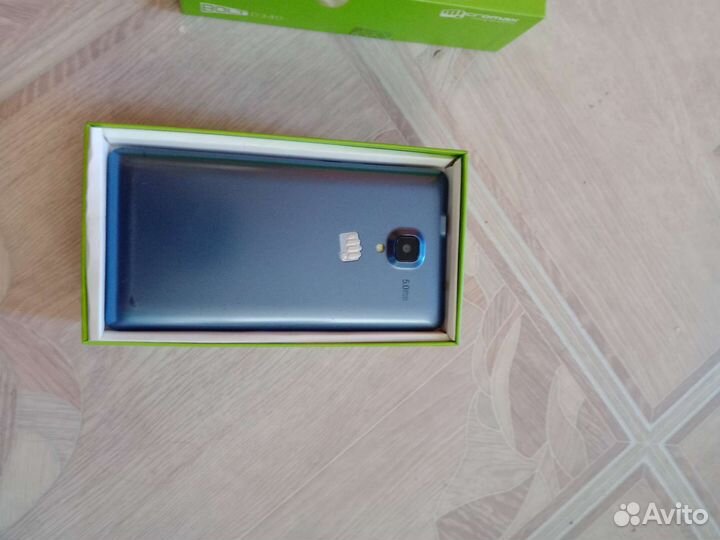 Телефон Micromax
