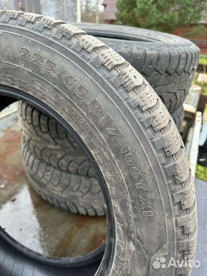 Nokian Tyres Hakkapeliitta 4 225/65 R17