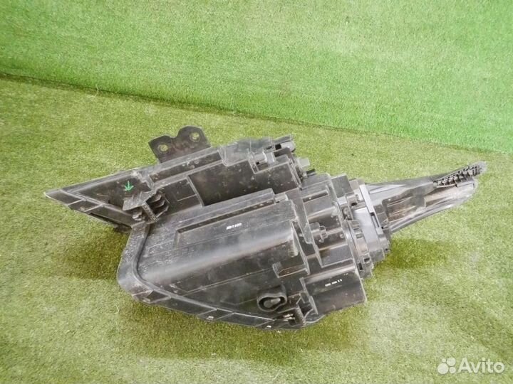 Фара правая Kia Seltos