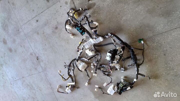 Б/У Б/У Проводка подторпедная 1GD-FTV АКПП F2