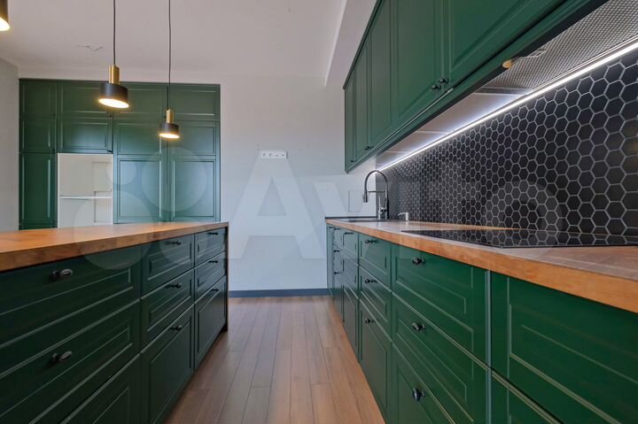 4-к. квартира, 150 м², 4/24 эт.