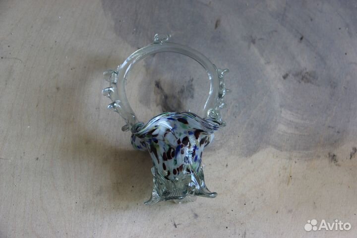 Ваза с ручкой