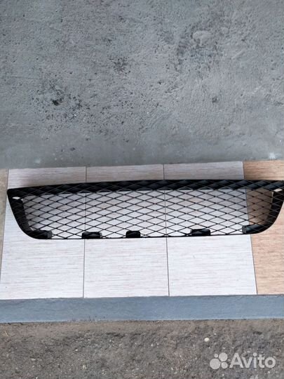 Решетка в бампер mazda 3