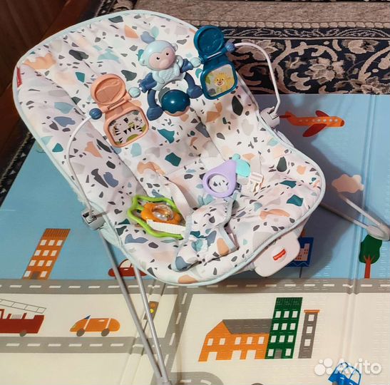 Шезлонг детский с вибрацией