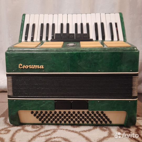 Продам аккордеон