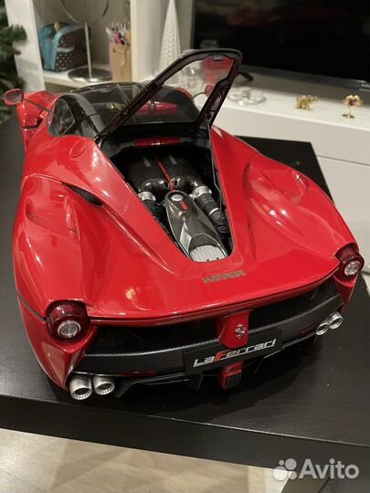 Модель Ferrari