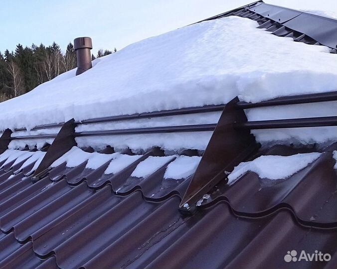 Прочные снегозадержатели для суровых зим