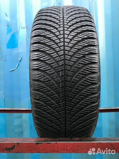 Goodyear Vector 4Seasons 205/50 R17 89V