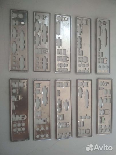 Заглушка для материнской платы