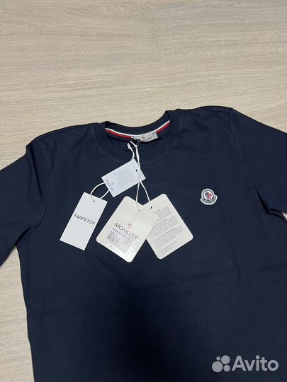 Футболка Moncler