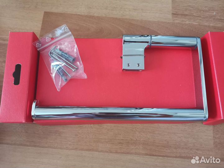 Полотенцедержатель