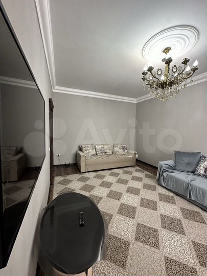 2-к. квартира, 80 м², 4/5 эт.