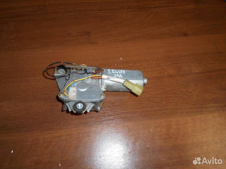 Моторчик стеклоочистителя задний Suzuki swift 199