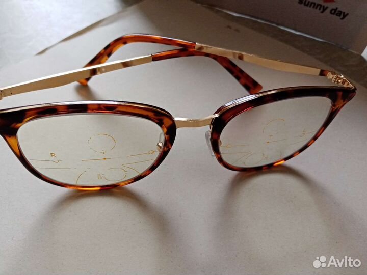 Оправа для очков женская новая