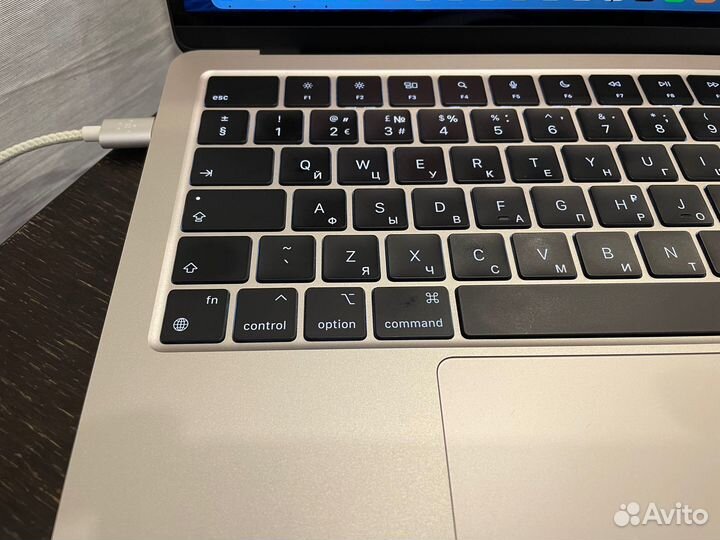 Кабель для зарядки MacBook