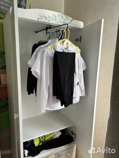 Шкаф в детскую комнату