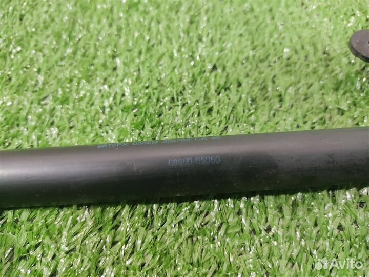 Амортизатор багажника левый Toyota Avensis T25 20