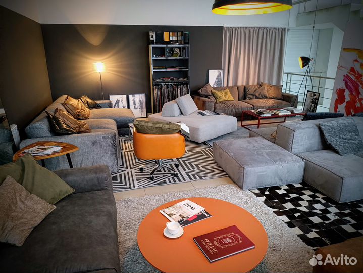 Вызывающий эмоции кожаный диван в стиле лофт