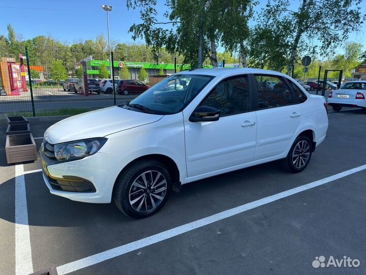LADA Granta 1.6 МТ, 2023, 2 200 км
