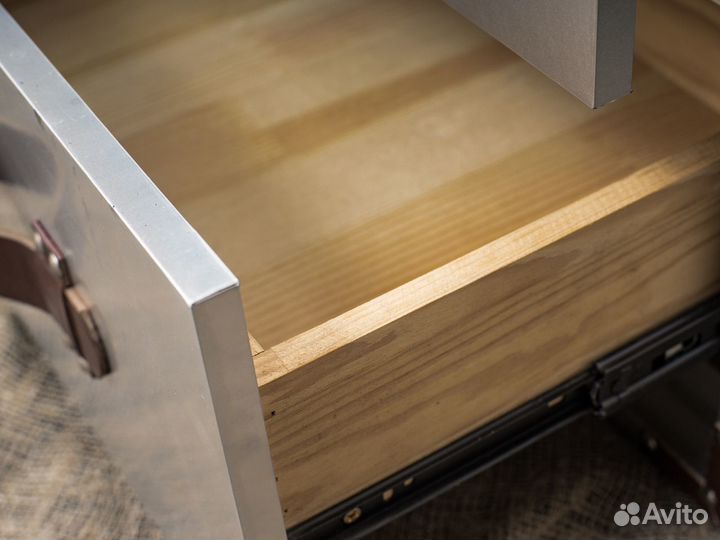 Прикроватная тумба Square Aviator Aluminum Finish