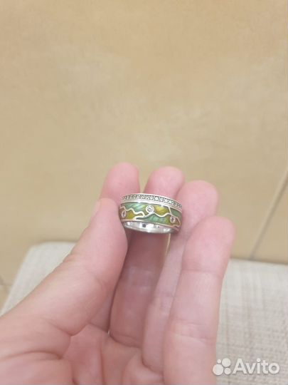 Серебряное кольцо