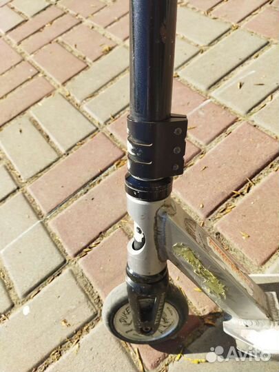 Самокат трюковой