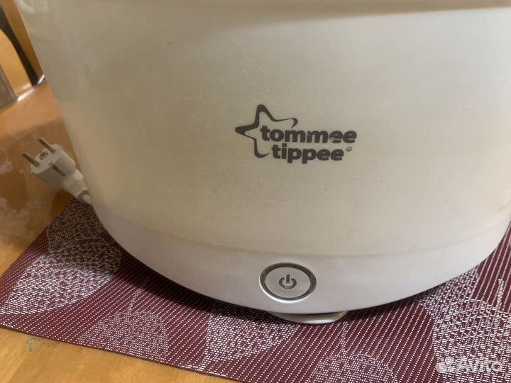 Стерилизатор для бутылочек и сосок Tommee Tippee
