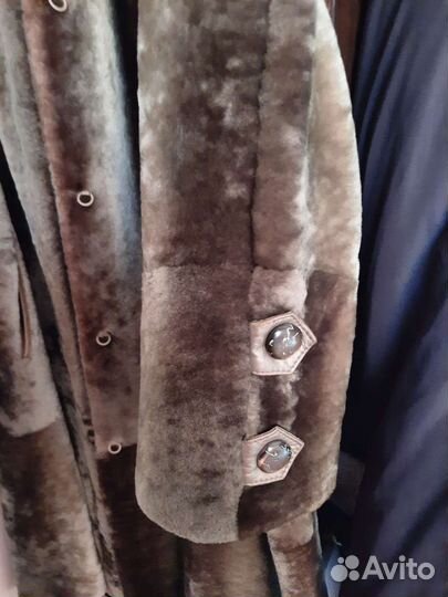 Шуба мутоновая с капюшоном