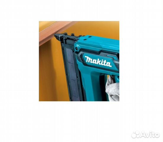 Аккумуляторный гвоздезабиватель Makita DFN 350 Z