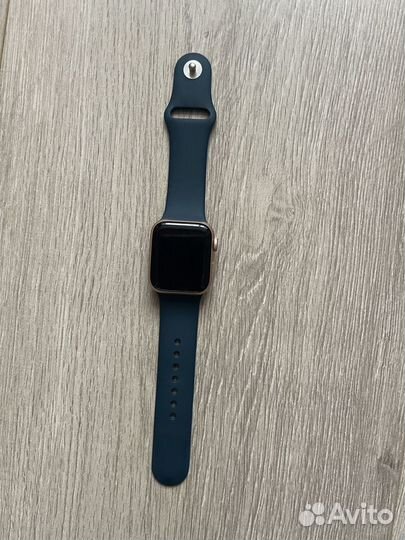 Apple watch se, куплены в Нью-Йорке в 2021