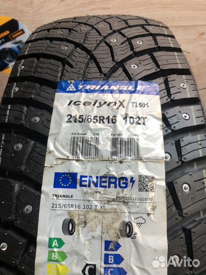 Triangle IcelynX TI501 215/65 R16 102T