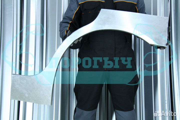 Ремонтная арка Nissan Maxima A33 левая