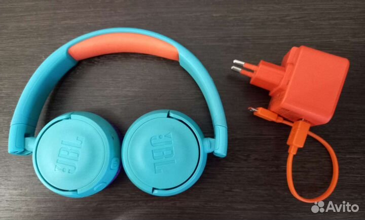 Беспроводные наушники jbl JR300вт