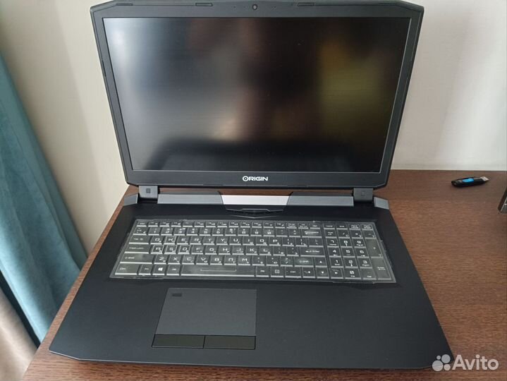 Продам Clevo p775 tm1-g