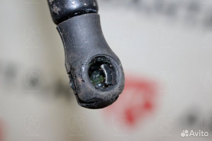 Амортизатор багажника Kia Sorento