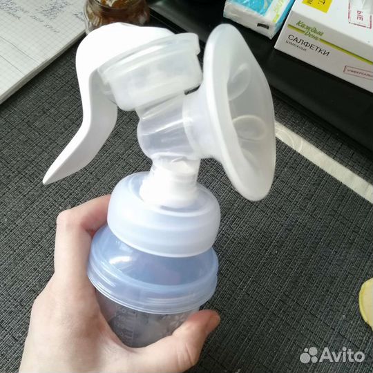 Молокоотсос ручной avent и накладки