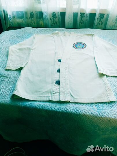 Костюм для taekwon-DO, каратэ на мал. 8 - 10 лет