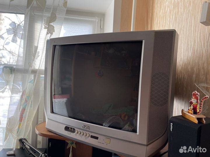 Телевизор JVC