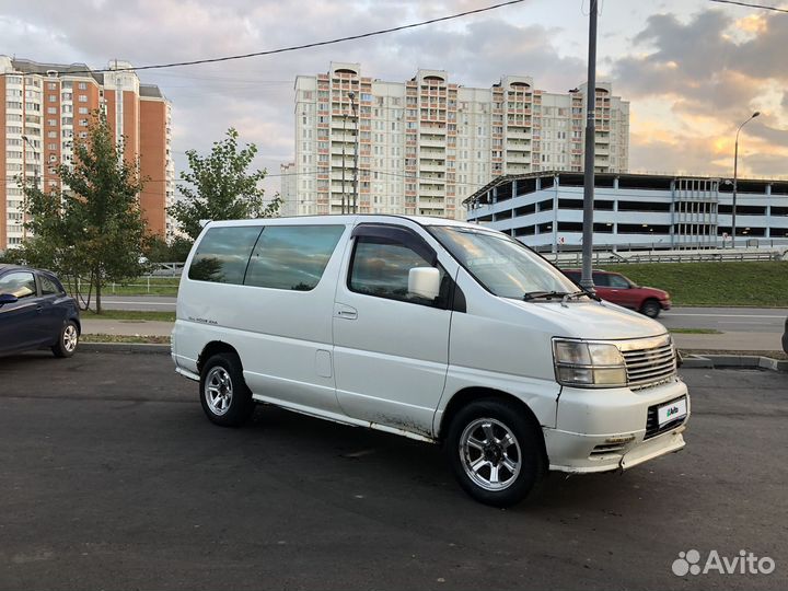 Nissan Elgrand 3.2 AT, 1997, 330 000 км