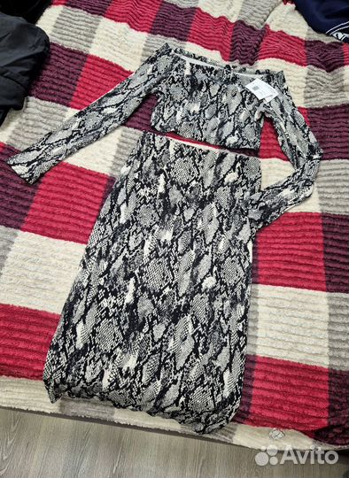 Новый костюм 46-50 стрейч