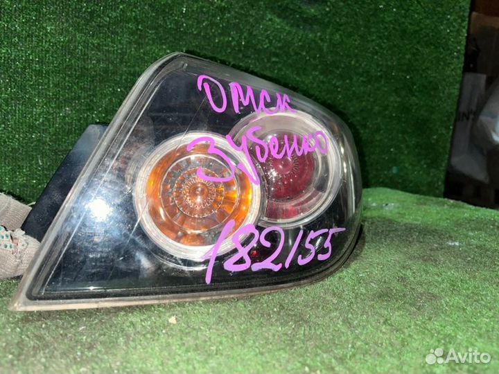 Стоп-сигнал / фонарь задний правый Mazda Axela
