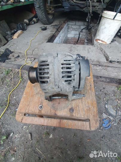 Генератор на шкода октавия тур 90А